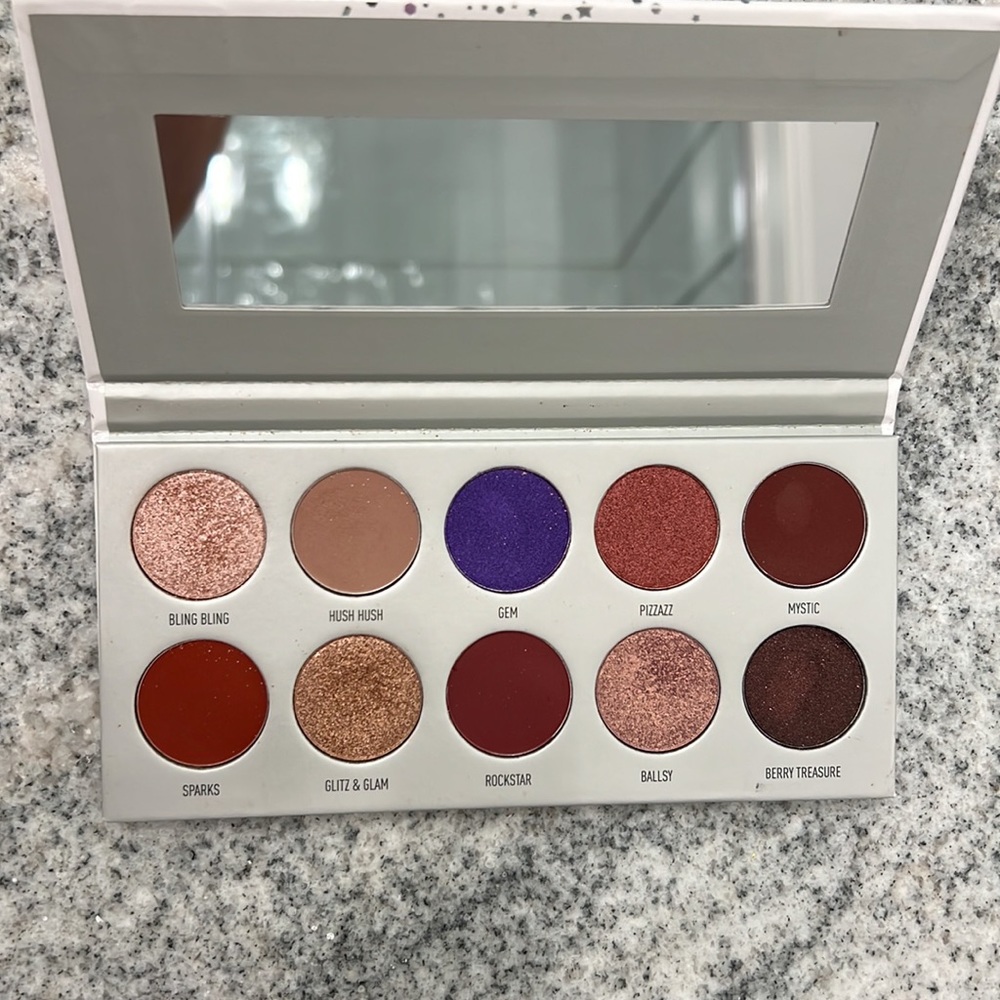 MORPHE: Jaclyn Hill Eye Shadow Palette